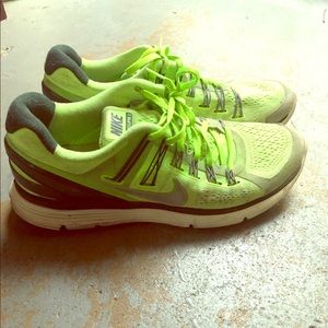 Nike lunar eclipse 3 size 11.5